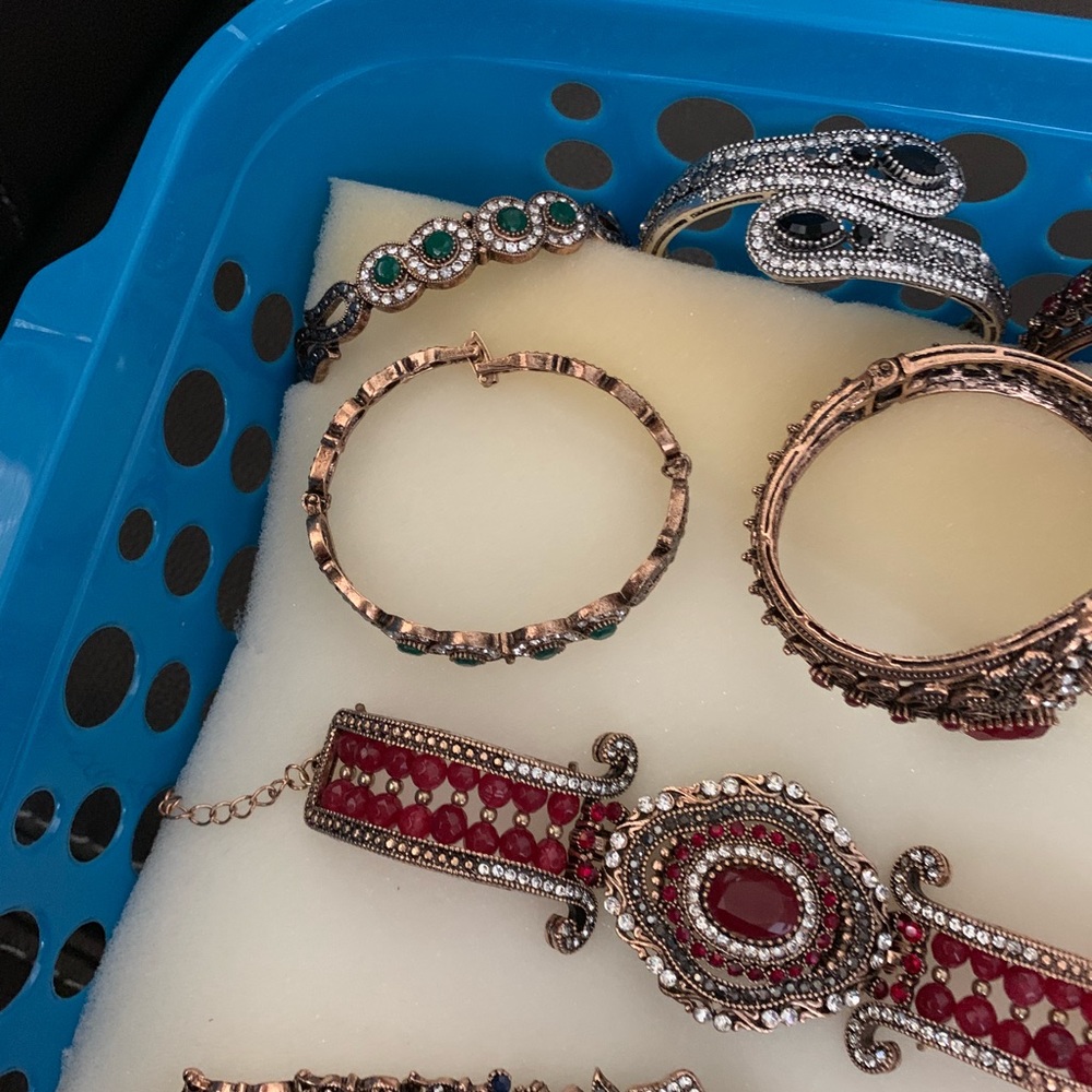 Bracelet - Picture 5 of 6